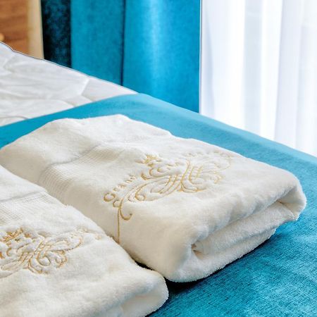 Hotel Grand More Затока Екстериор снимка