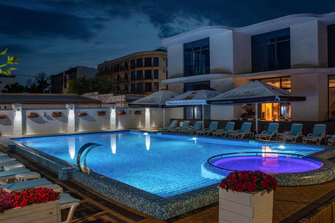 Hotel Grand More Затока Екстериор снимка