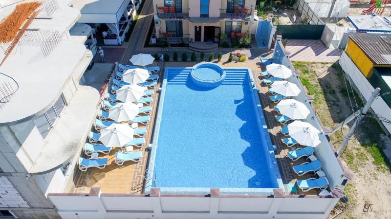 Hotel Grand More Затока Екстериор снимка